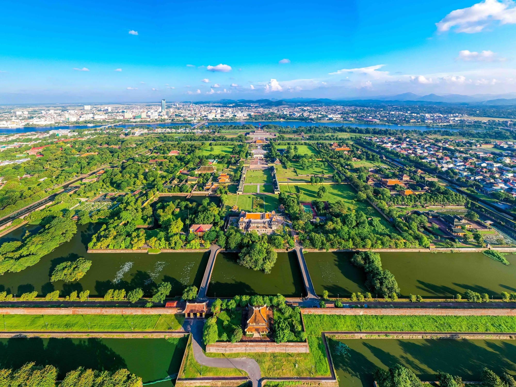 Top 10 địa điểm du lịch Việt Nam không thể bỏ qua năm 2026